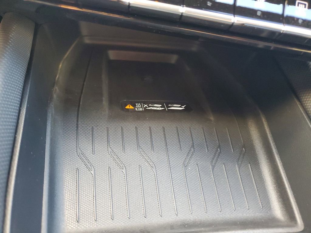 New 2026 Chevrolet Equinox EV LT image 25