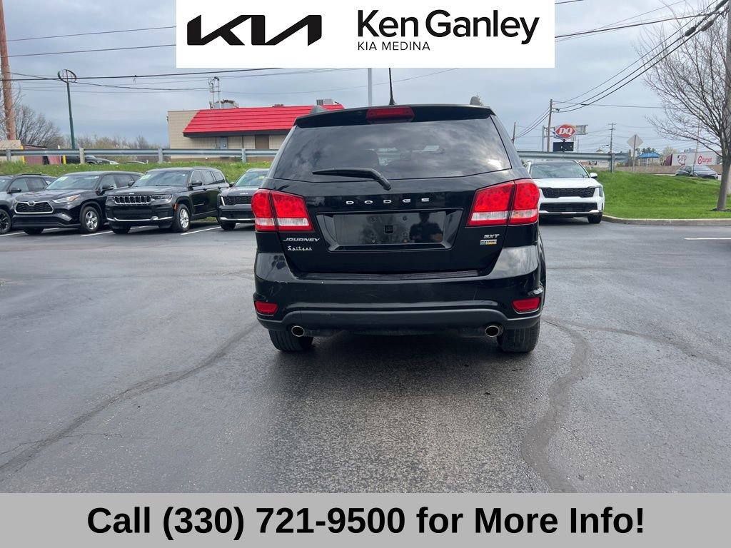 Used 2017 Dodge Journey SXT w/ Comfort/Convenience Group image 10