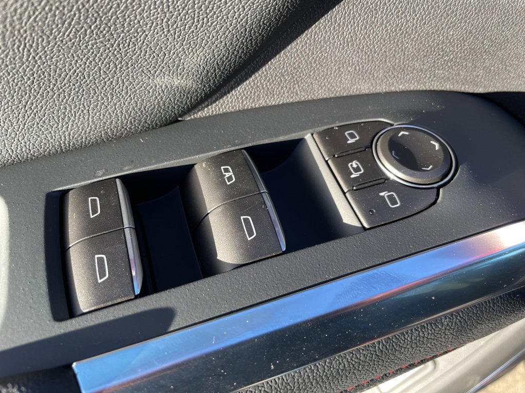 New 2026 Chevrolet Traverse RS image 6