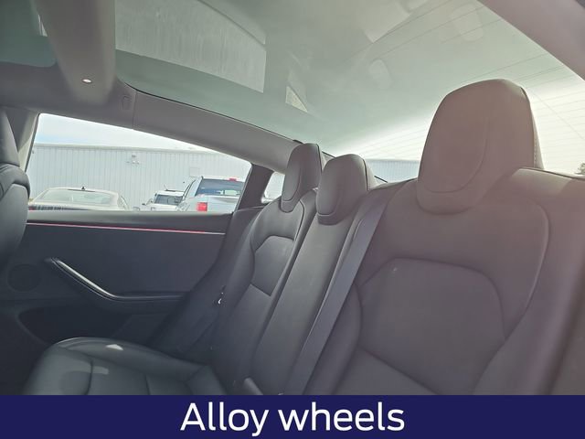 Used 2025 Tesla Model 3 Long Range image 15