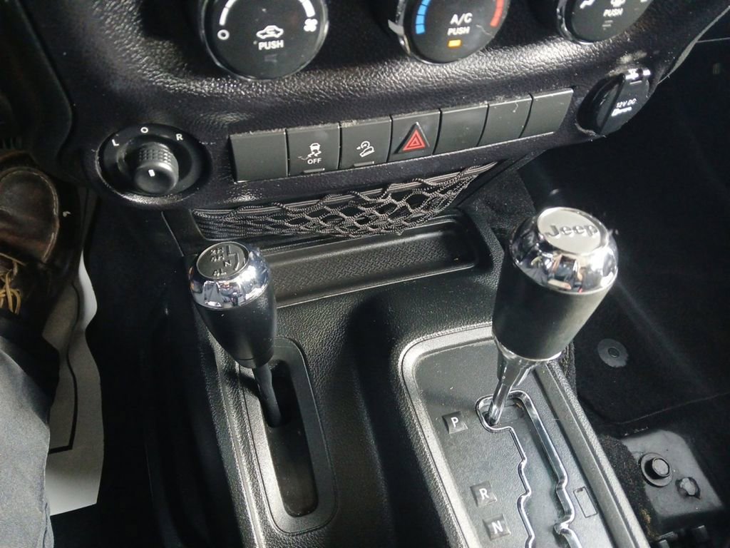 Used 2017 Jeep Wrangler Unlimited Sport w/ Quick Order Package 24S image 17