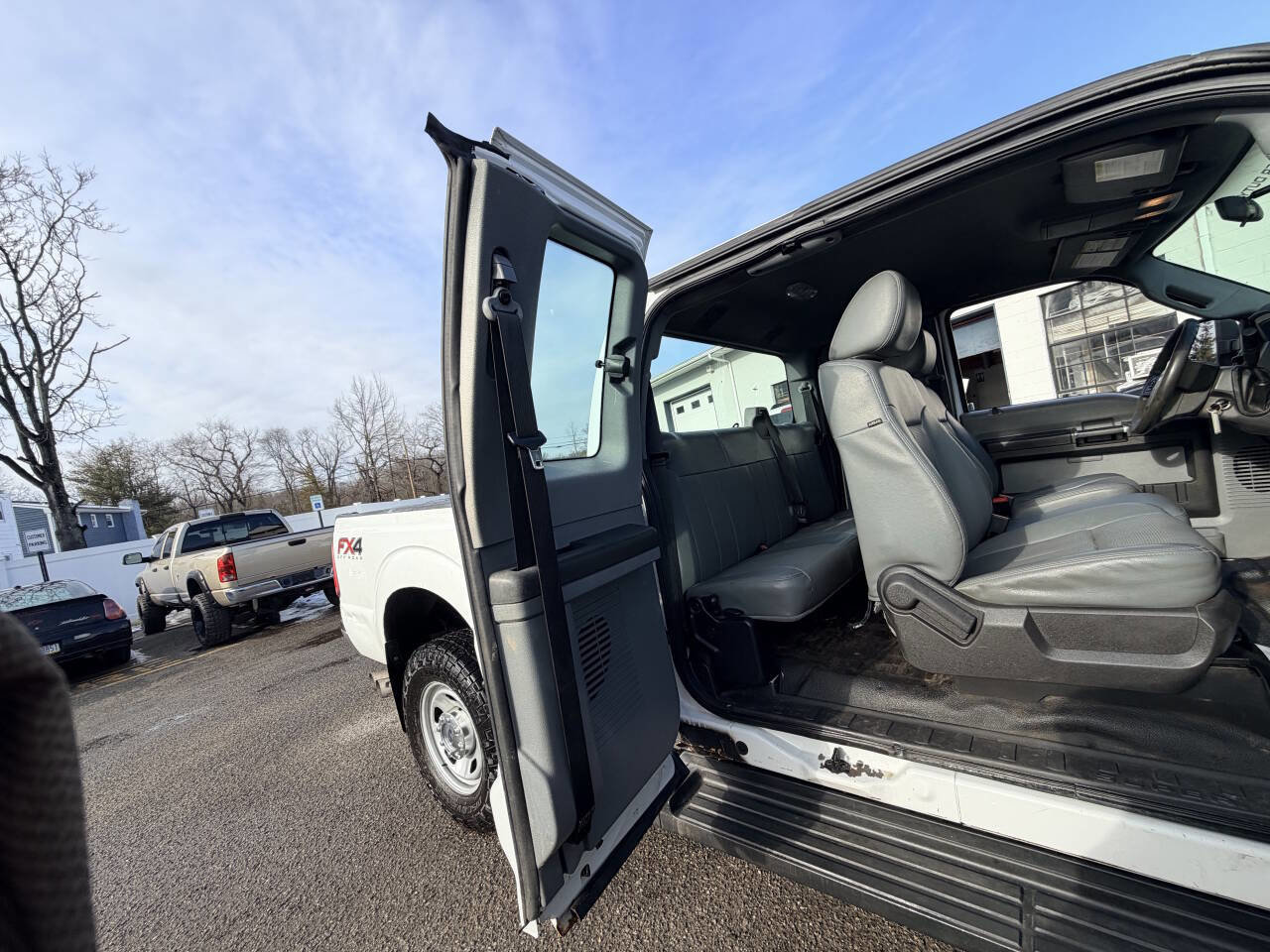 Used 2014 Ford F350 XL w/ Power Equipment Group image 31