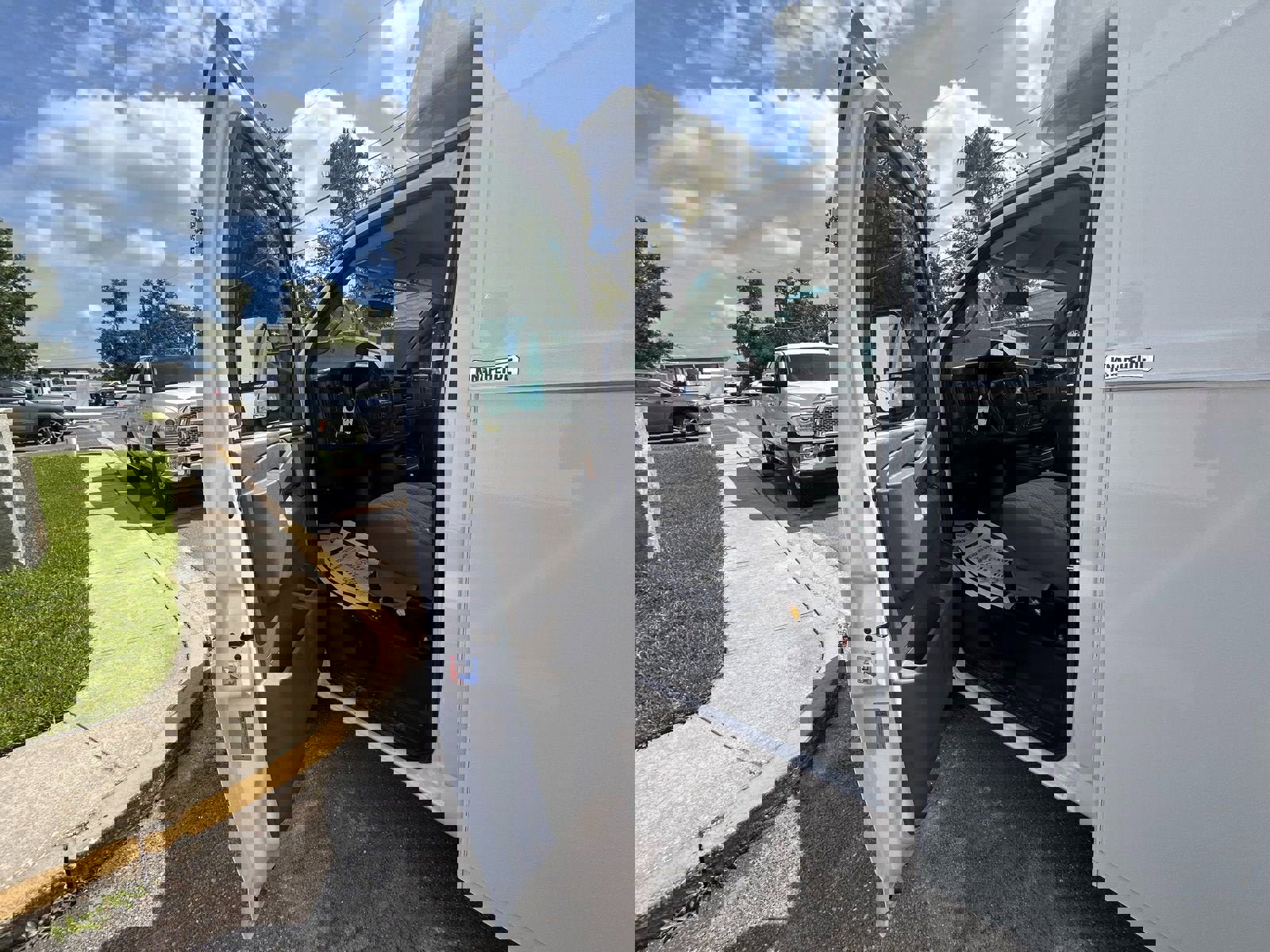 New 2025 GMC Savana 3500 w/ Power Convenience Package image 11