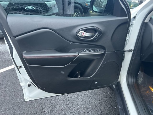 Used 2021 Jeep Cherokee Trailhawk w/ Sun, Sound & Nav Group image 4