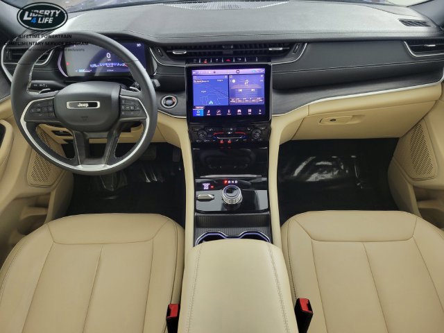 Used 2024 Jeep Grand Cherokee Limited AWD/4WD image 21
