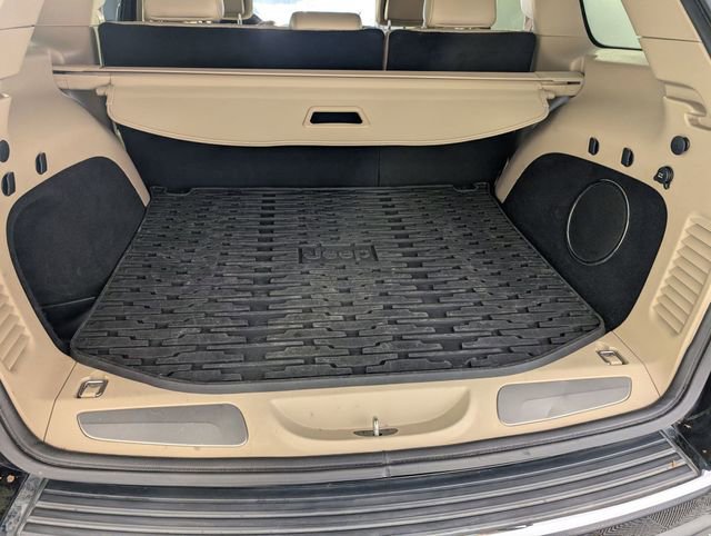 Used 2018 Jeep Grand Cherokee Limited w/ Luxury Group II image 30