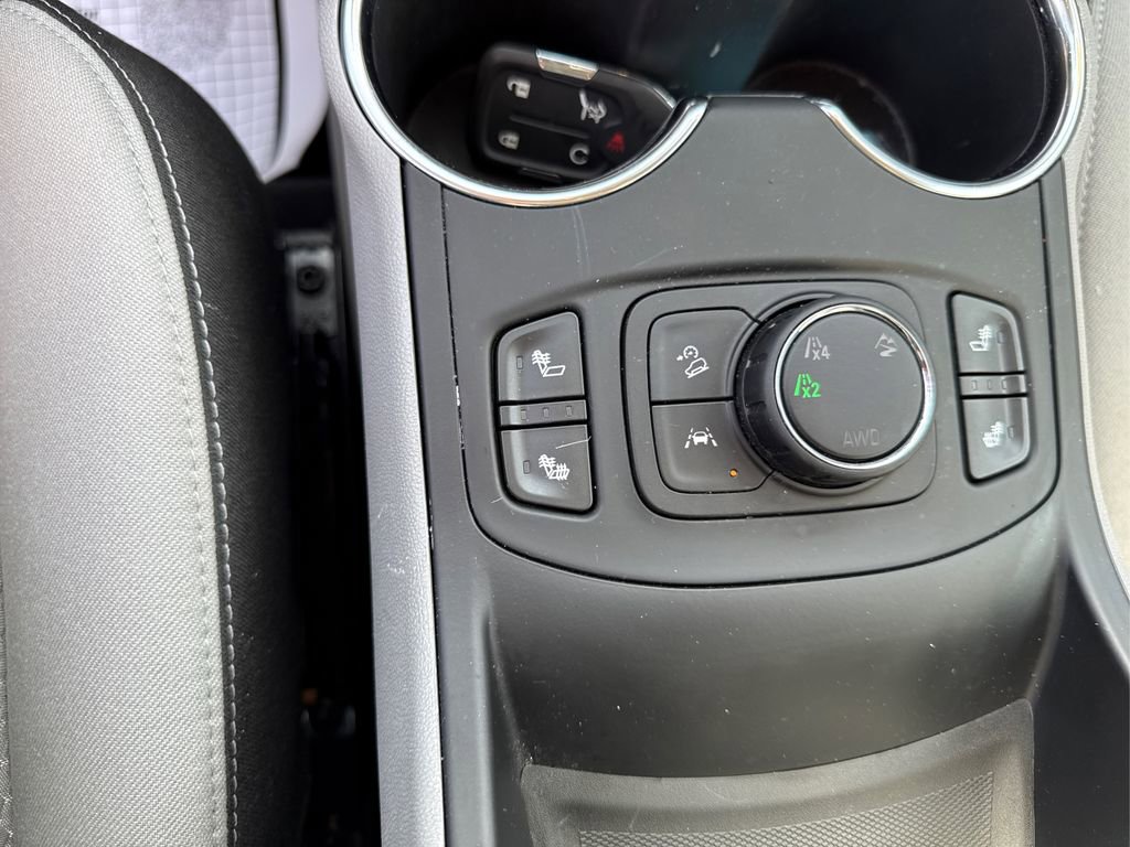 Used 2023 GMC Terrain SLE w/ Driver Convenience Package image 35