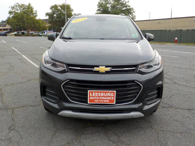 Used 2019 Chevrolet Trax LT w/ LT Convenience Package image 2