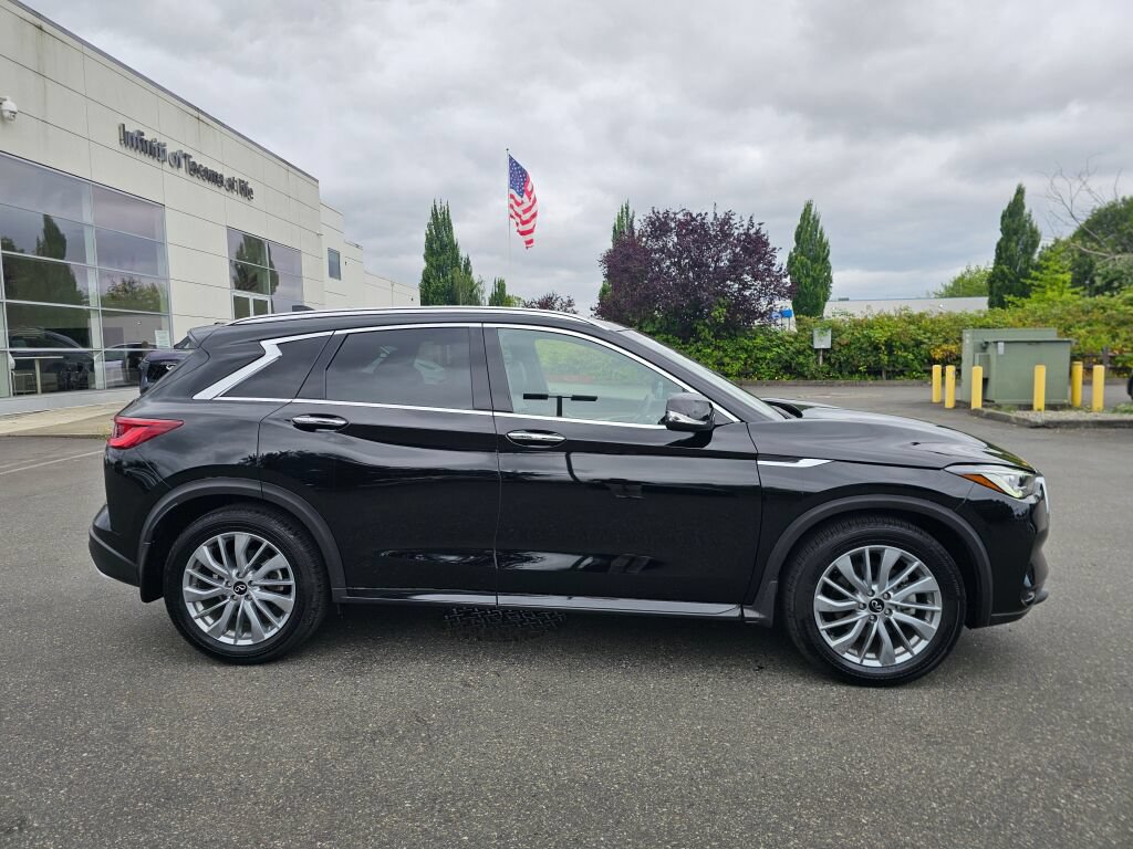 Used 2024 INFINITI QX60 Pure AWD/4WD image 8