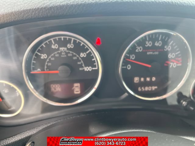 Used 2016 Jeep Wrangler Unlimited Rubicon AWD/4WD image 15