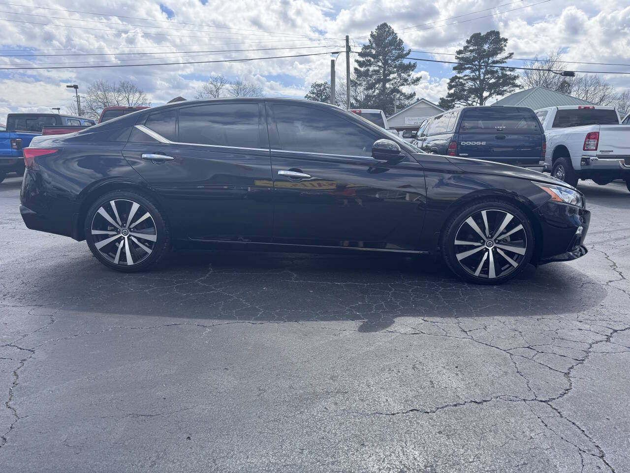 Used 2020 Nissan Altima 2.0 Platinum image 7