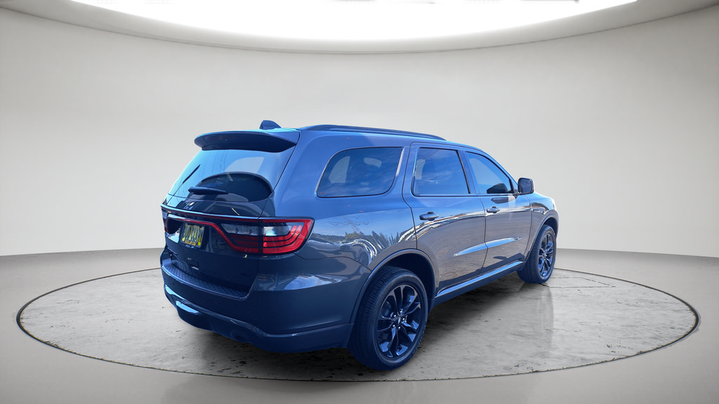 Used 2025 Dodge Durango GT w/ Blacktop Package AWD/4WD image 3