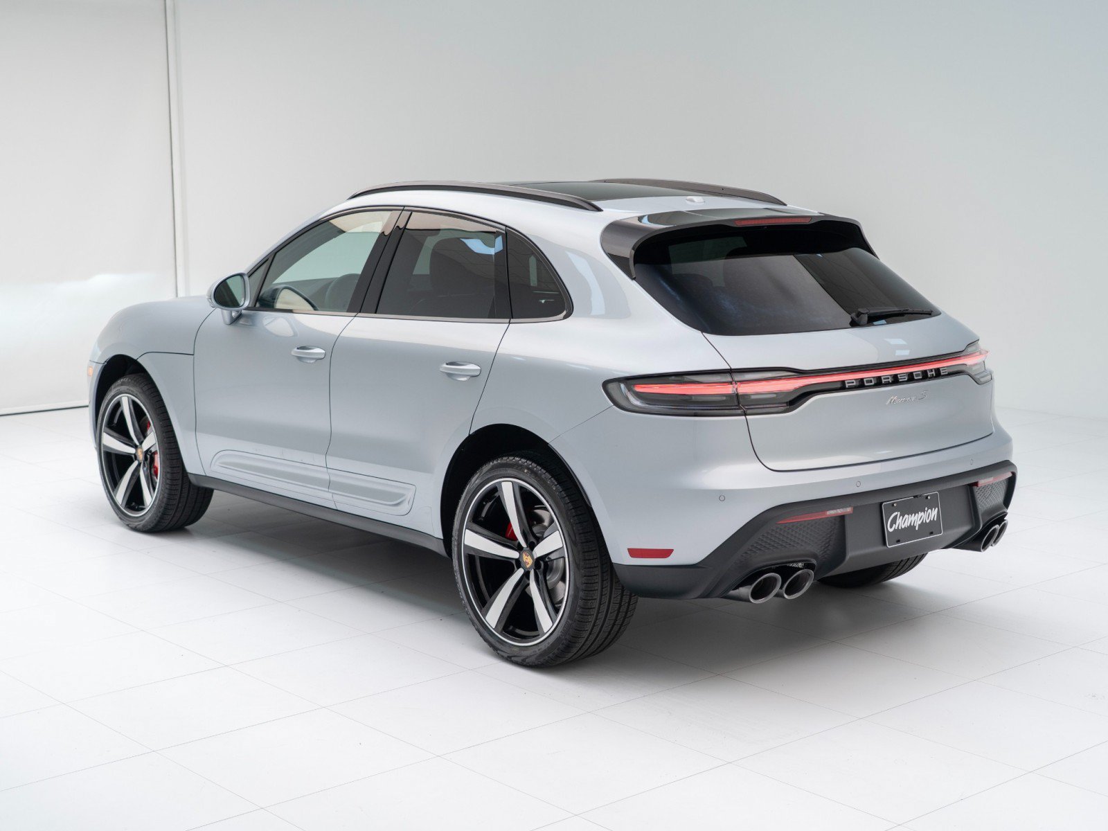 New 2026 Porsche Macan S AWD/4WD image 3