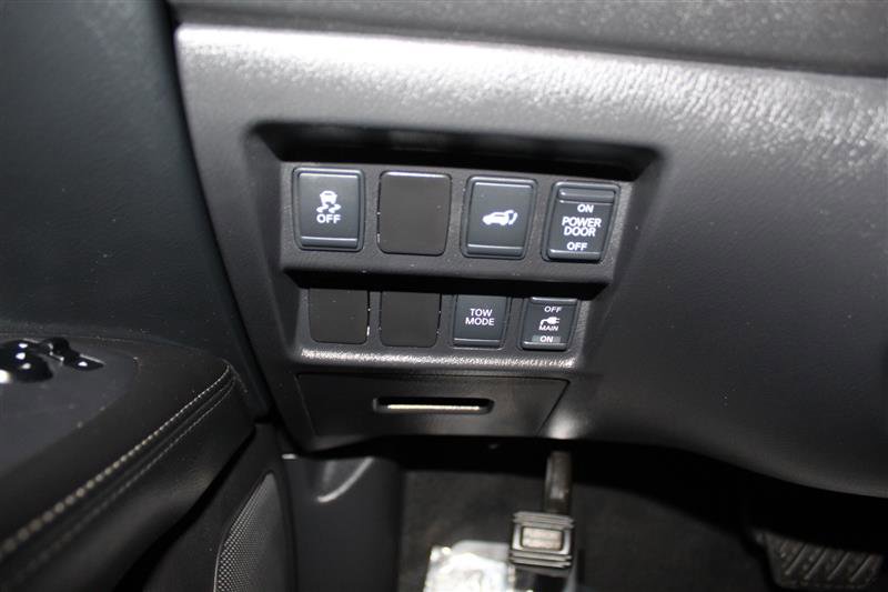 Used 2013 Nissan Pathfinder SL w/ SL Premium Pkg AWD/4WD image 25