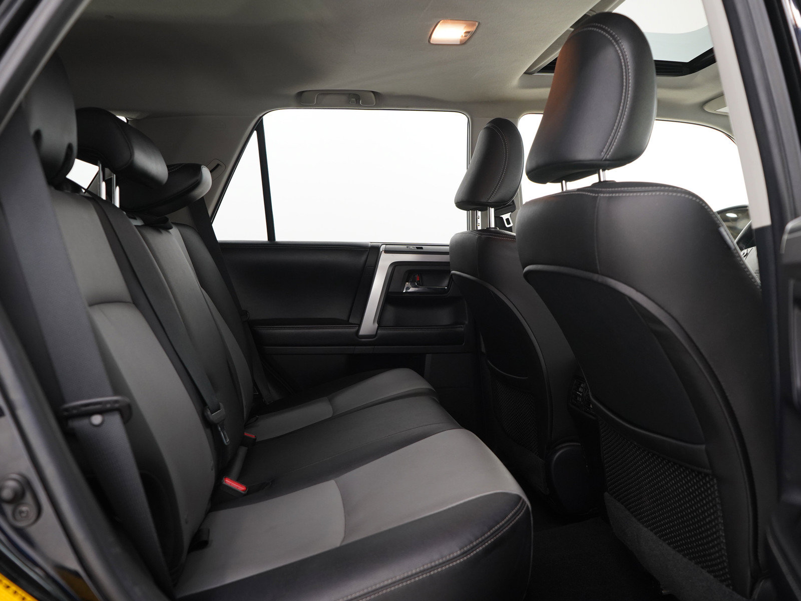 Used 2015 Toyota 4Runner SR5 Premium AWD/4WD image 12