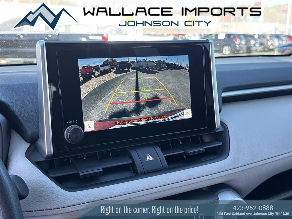 Used 2023 Toyota RAV4 XLE image 17