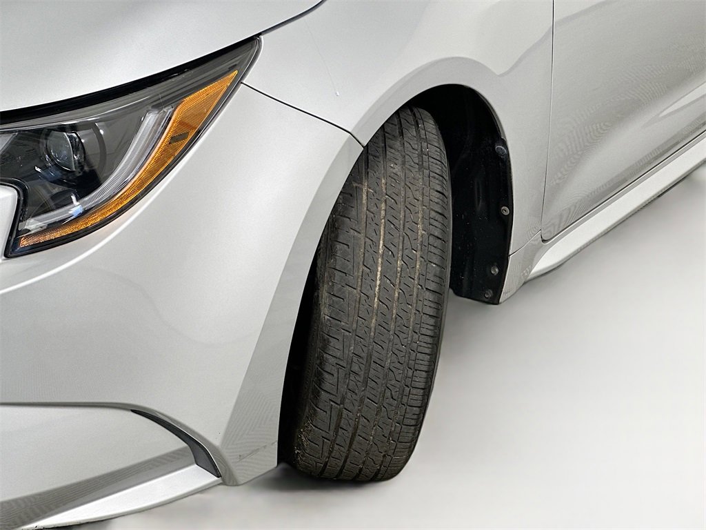 Used 2020 Toyota Corolla L image 25