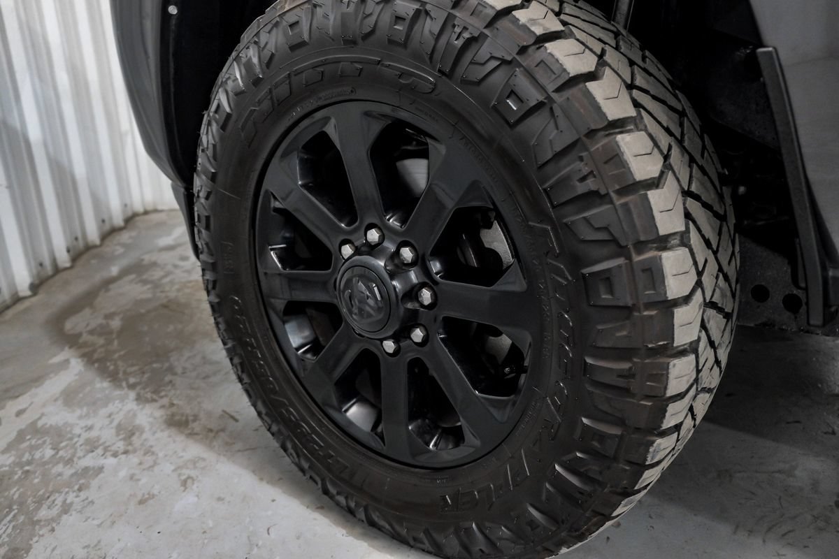 Used 2025 RAM 2500 Laramie AWD/4WD image 54