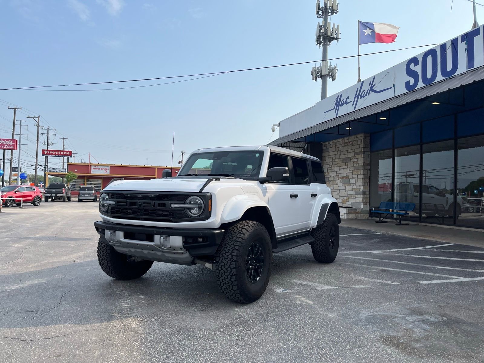 Used 2024 Ford Bronco Raptor AWD/4WD image 4