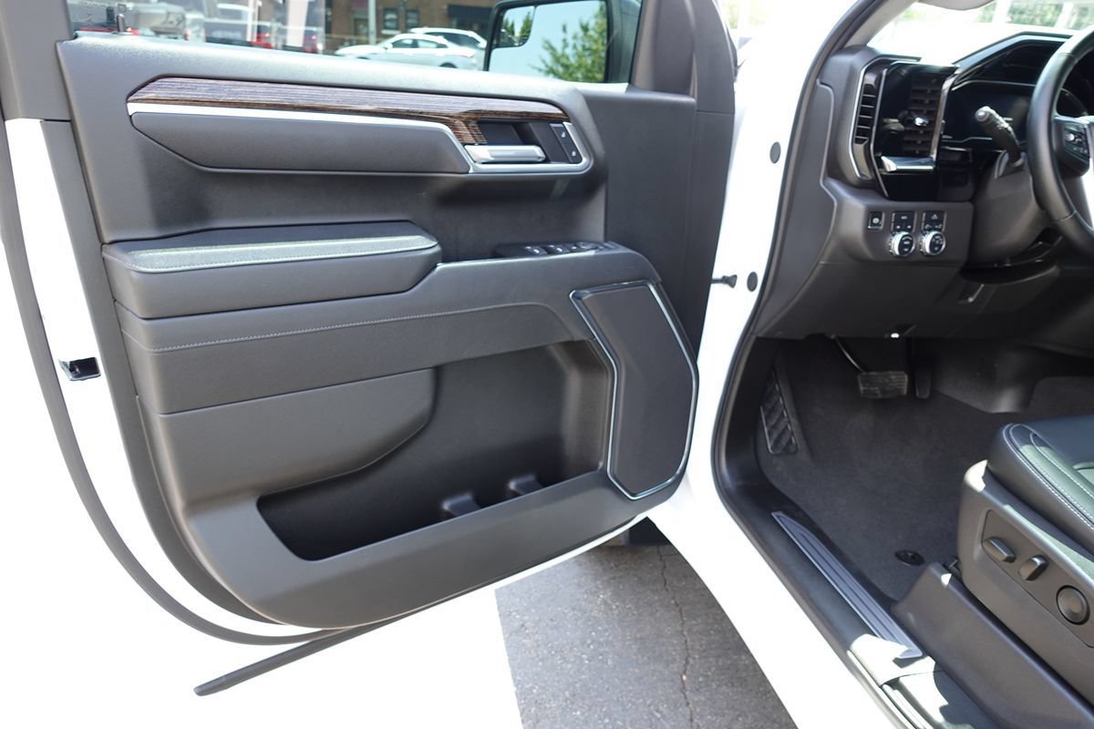 Used 2025 GMC Sierra 1500 Elevation AWD/4WD image 16