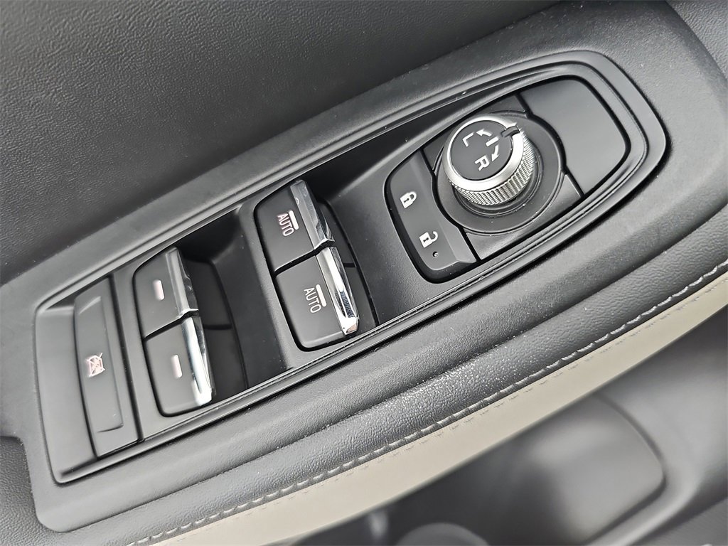 Used 2024 Subaru Forester Limited image 38