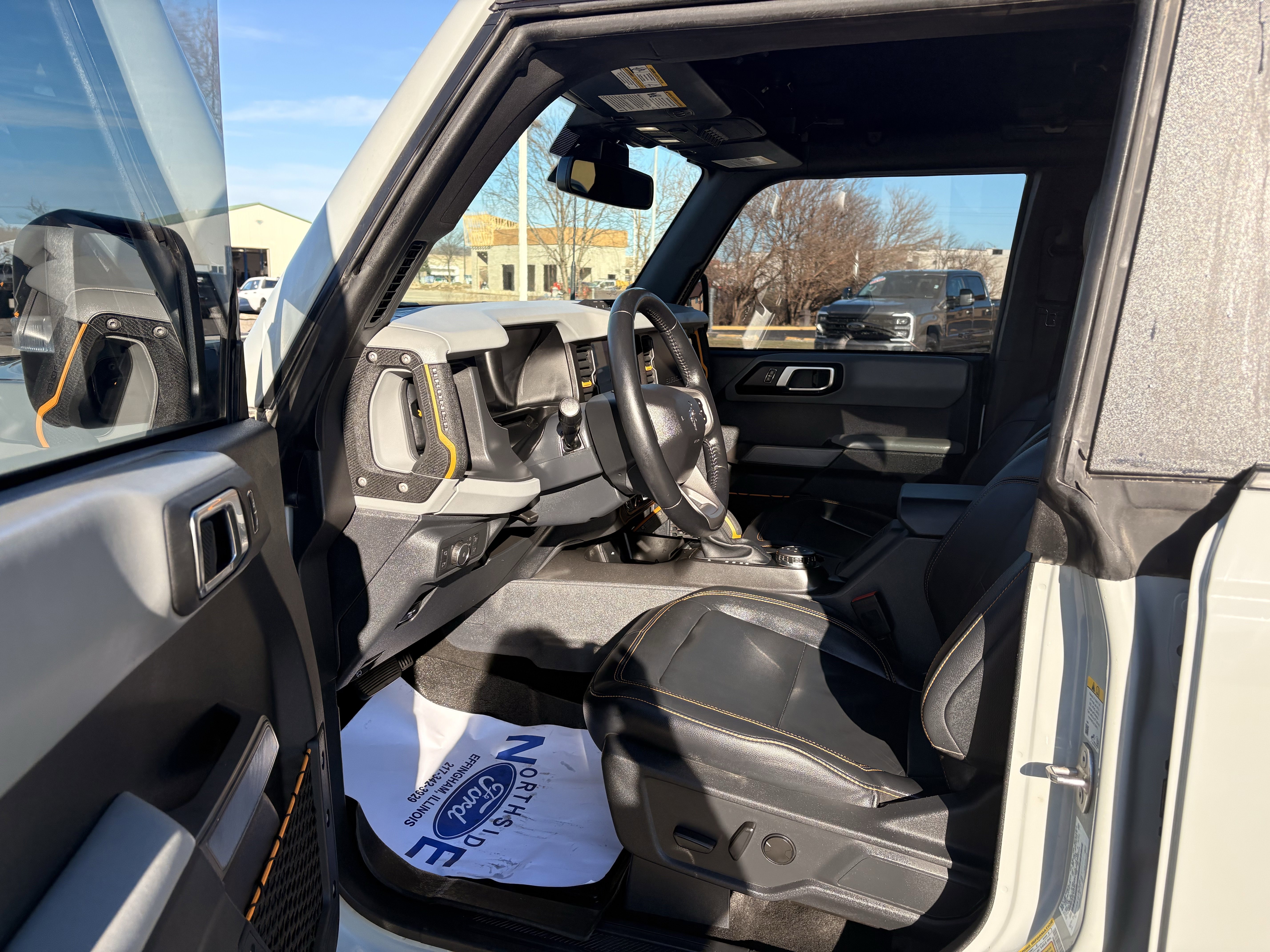 Used 2022 Ford Bronco Badlands image 10