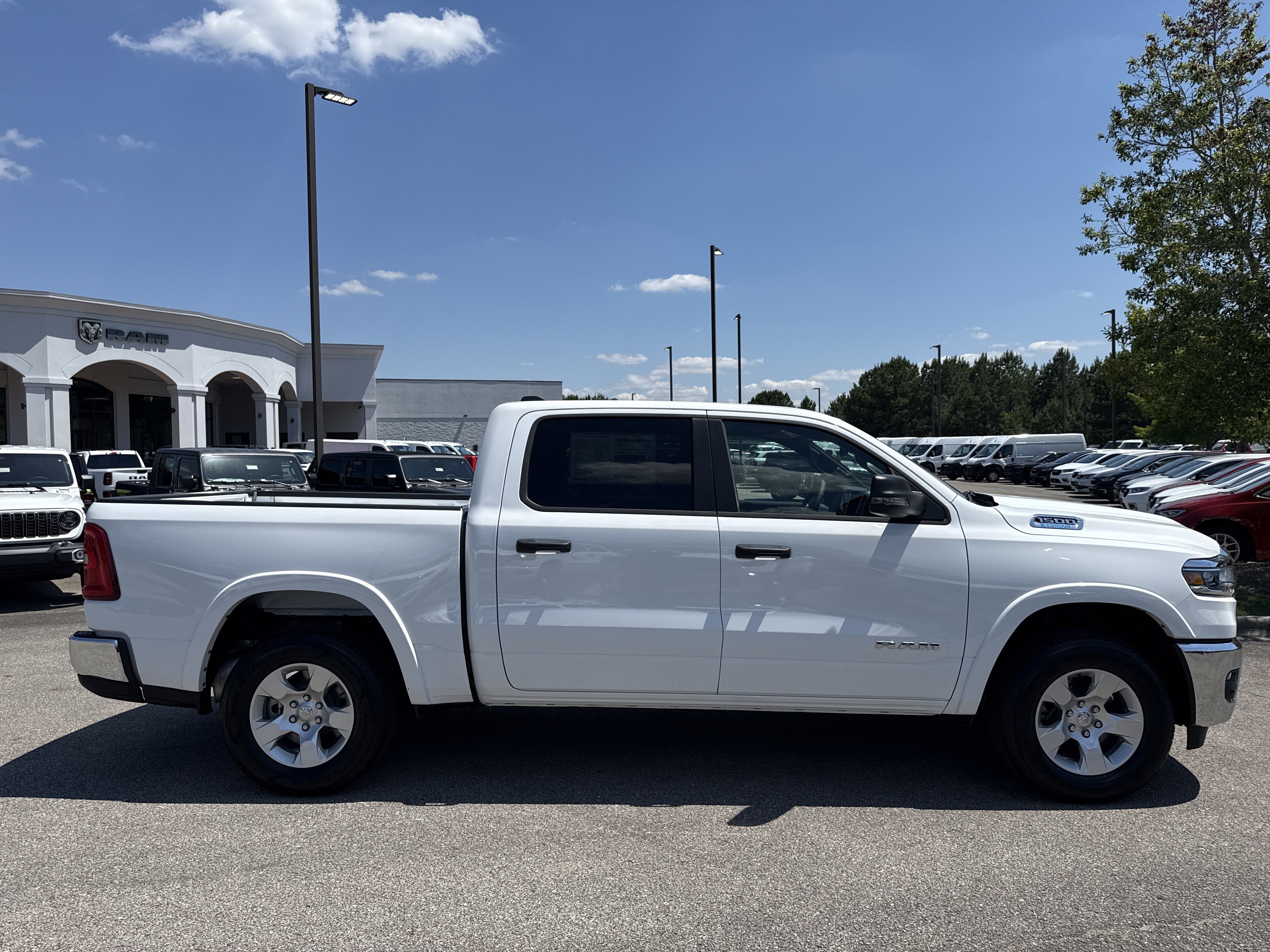 New 2026 RAM 1500 Big Horn AWD/4WD image 8
