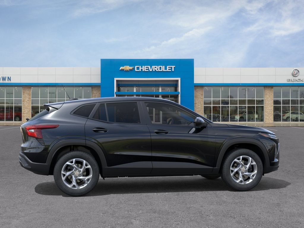 New 2026 Chevrolet Trax LS w/ LS Convenience Package FWD image 5