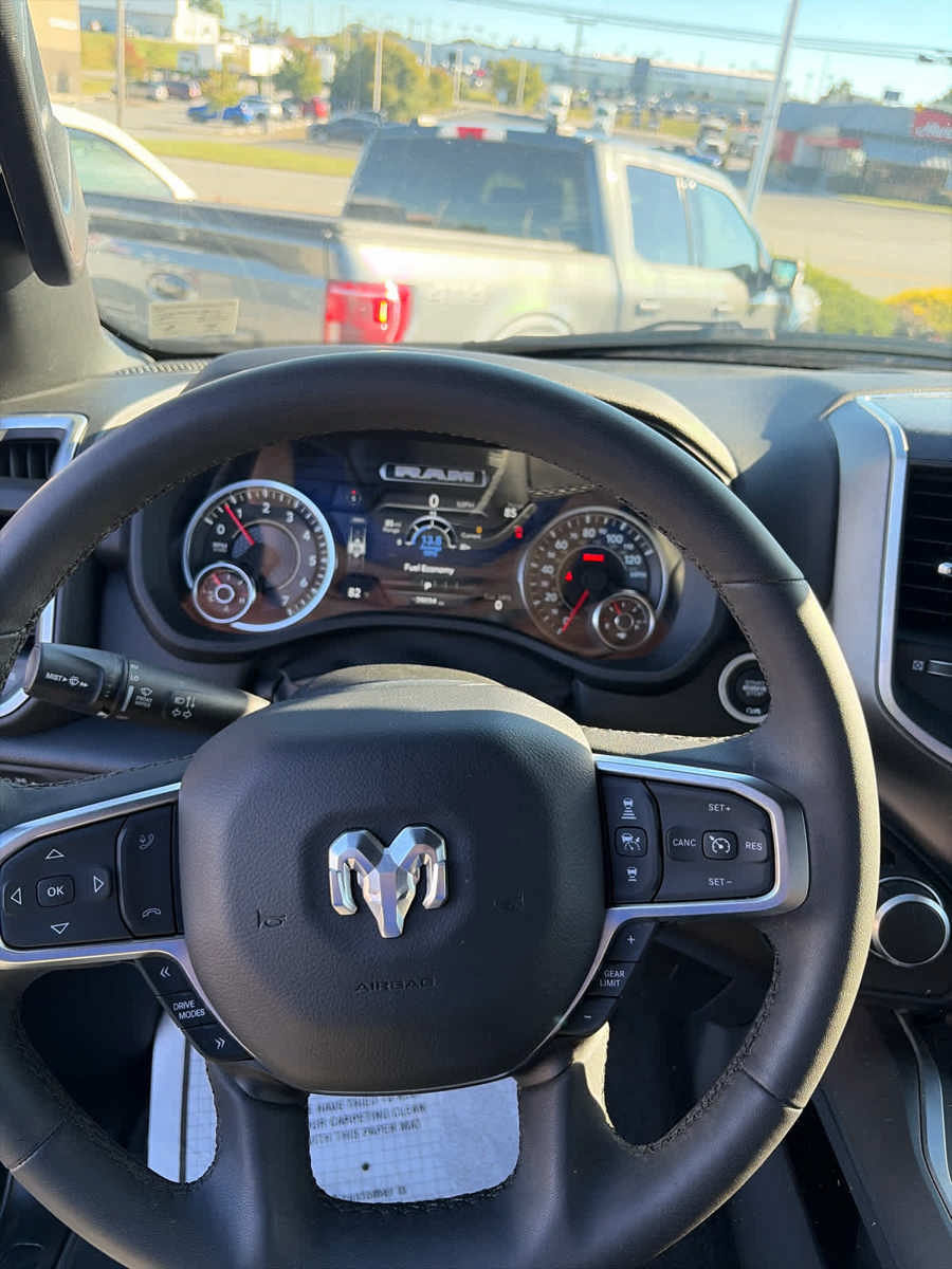 Used 2025 RAM 1500 Big Horn AWD/4WD image 20