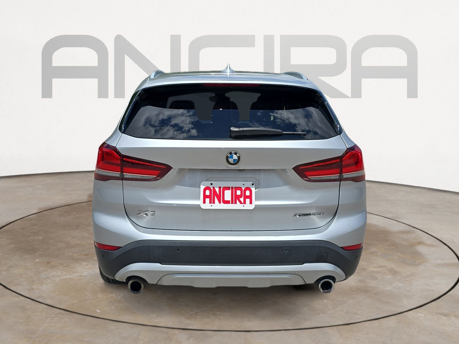 Used 2021 BMW X1 xDrive28i AWD/4WD image 9