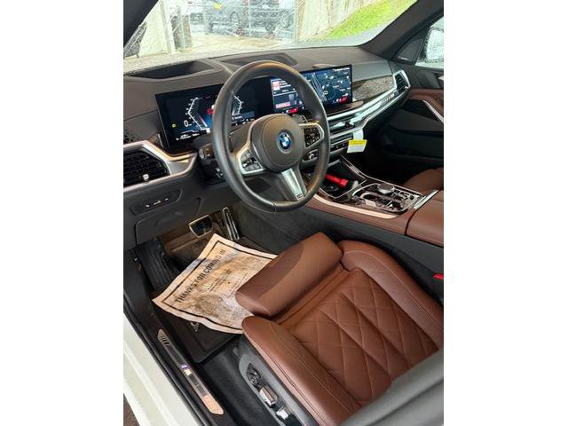 Certified 2026 BMW X5 xDrive50e w/ M Sport Package image 6