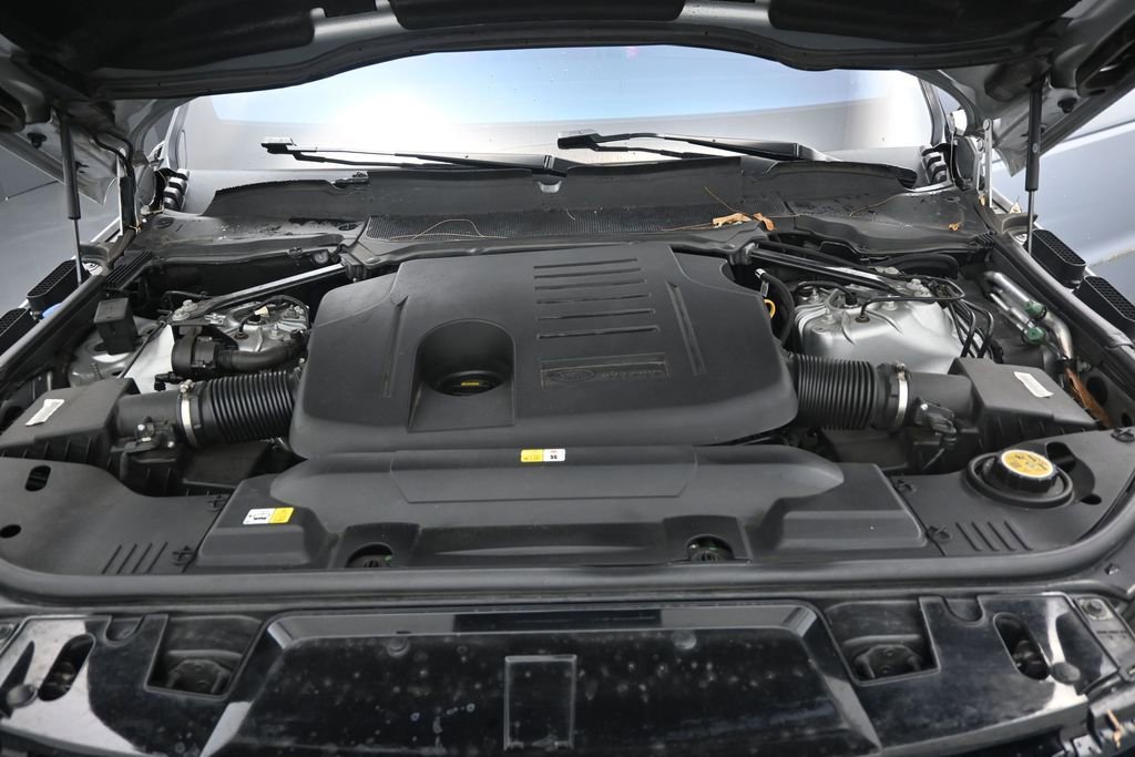 Used 2021 Land Rover Range Rover Sport HST AWD/4WD image 12
