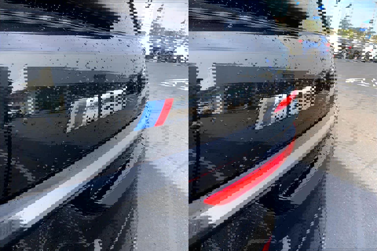 Certified 2024 BMW X7 M60i w/ Executive Package image 9