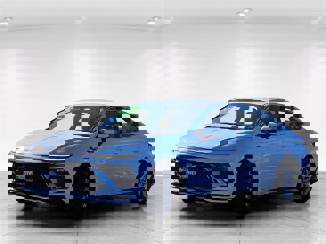 Certified 2025 Hyundai Sonata SE image 2