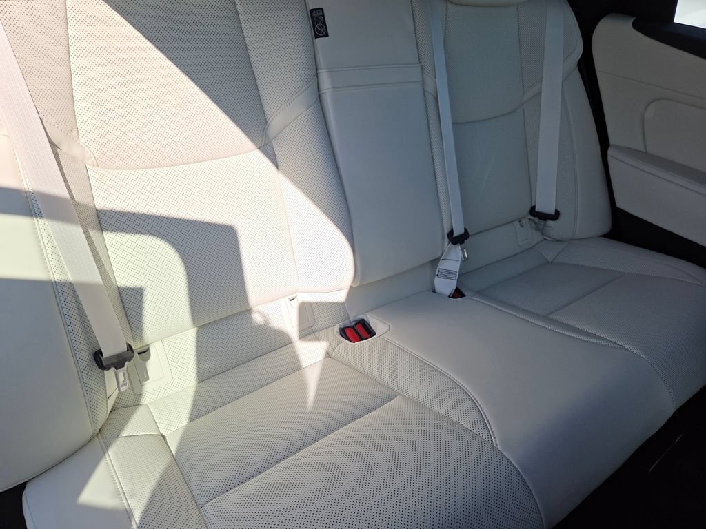 New 2026 Lexus ES 350h AWD image 35