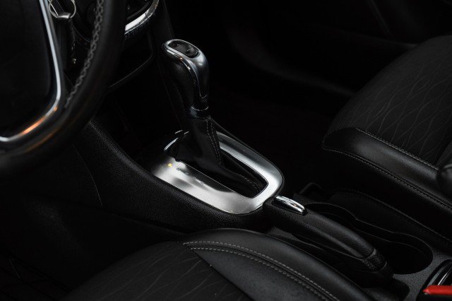 Used 2015 Buick Encore FWD image 18