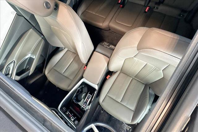 Used 2025 Audi Q5 Premium w/ Convenience Package AWD/4WD image 19