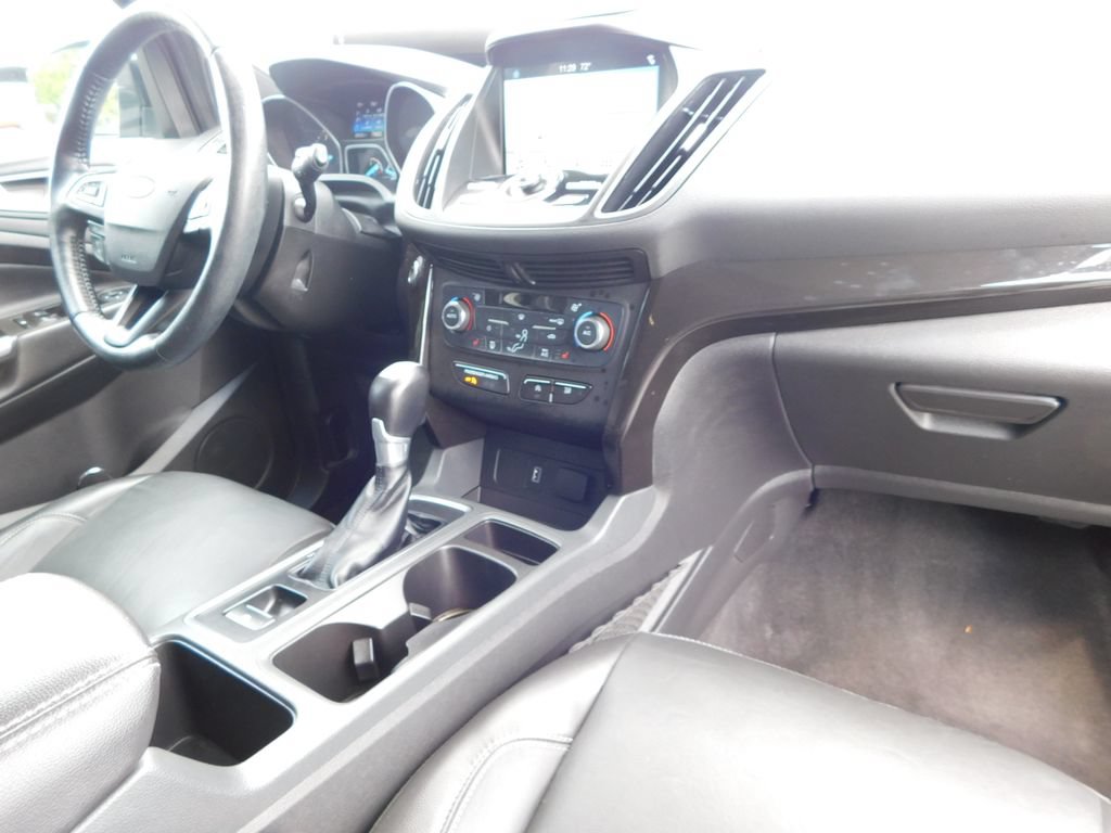 Used 2017 Ford Escape Titanium FWD image 19