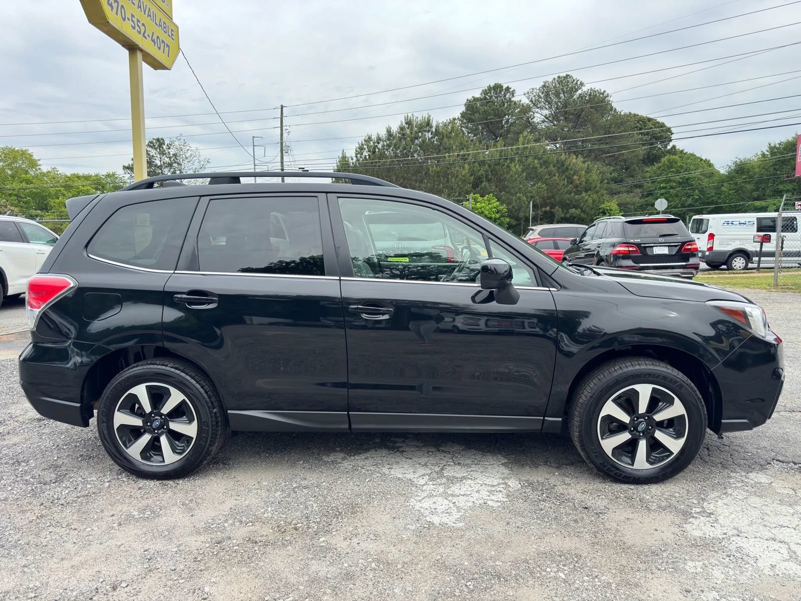 Used 2017 Subaru Forester 2.5i Limited w/ Popular Package #1 AWD/4WD image 2