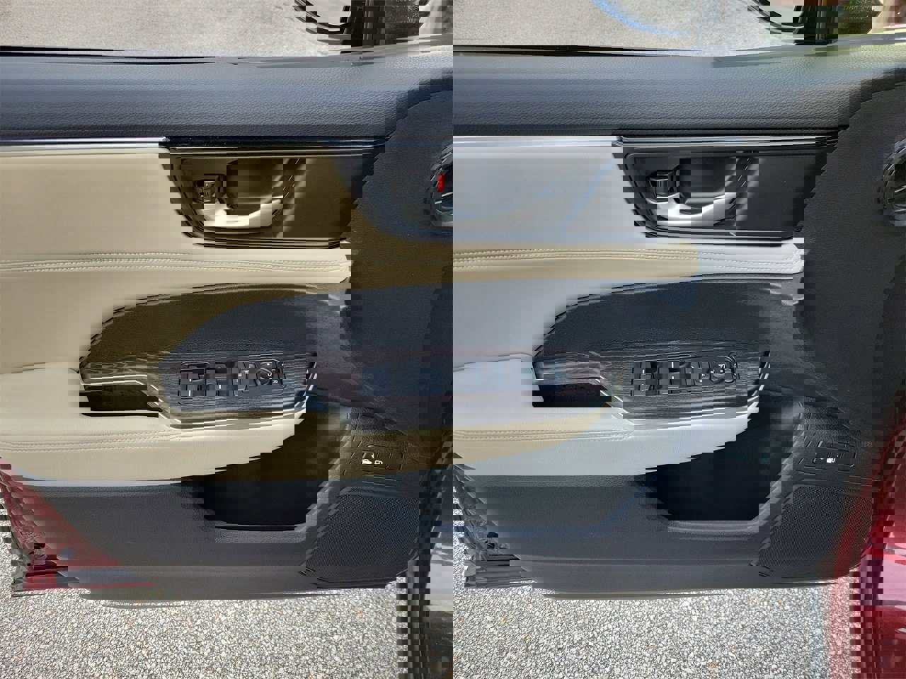 Used 2018 Honda Clarity Plug-In Hybrid image 13