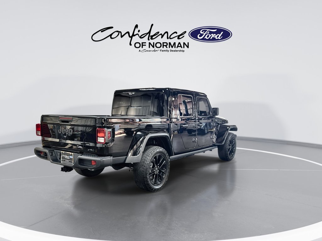 Used 2025 Jeep Gladiator Sport AWD/4WD image 8