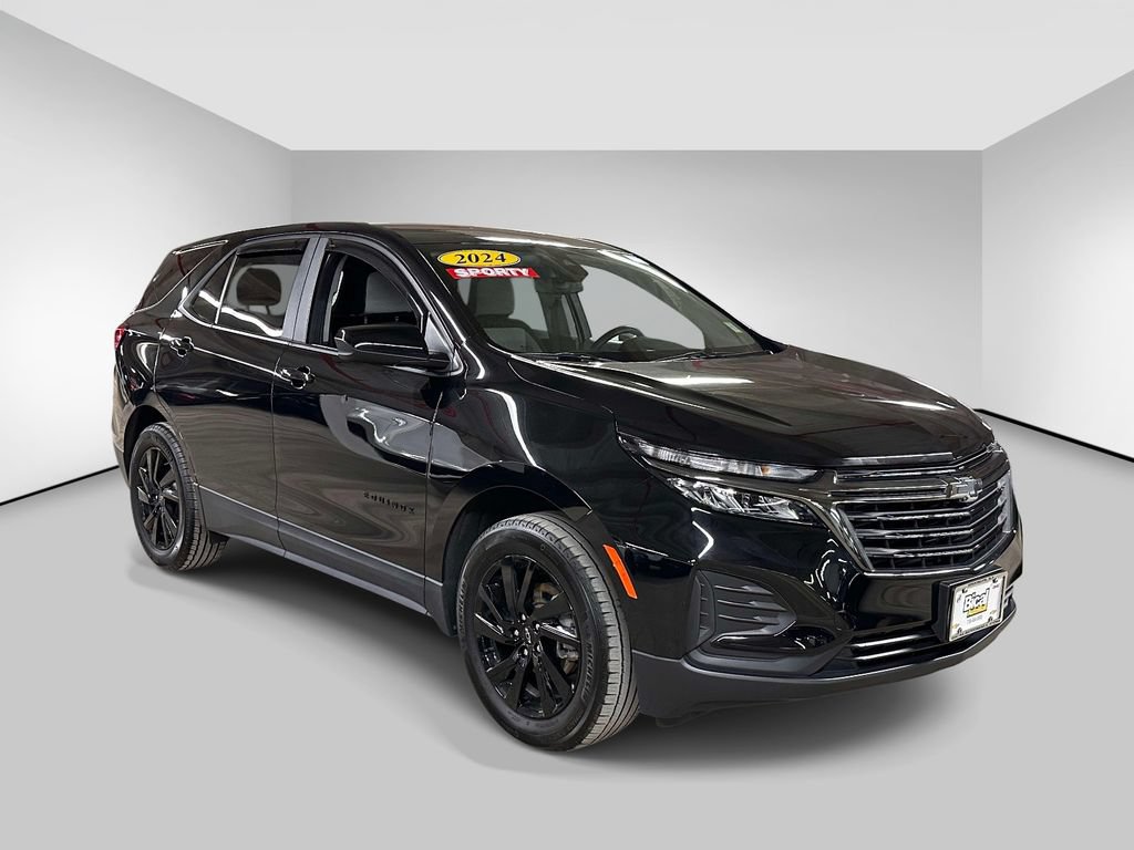 Used 2024 Chevrolet Equinox LS w/ LS Convenience Package AWD/4WD image 7