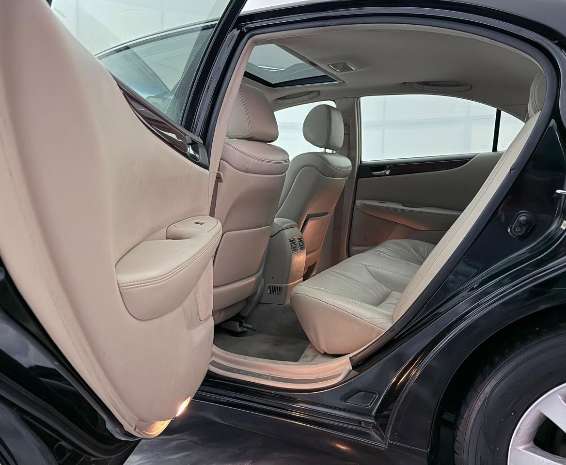 Used 2003 Lexus ES 330 image 21