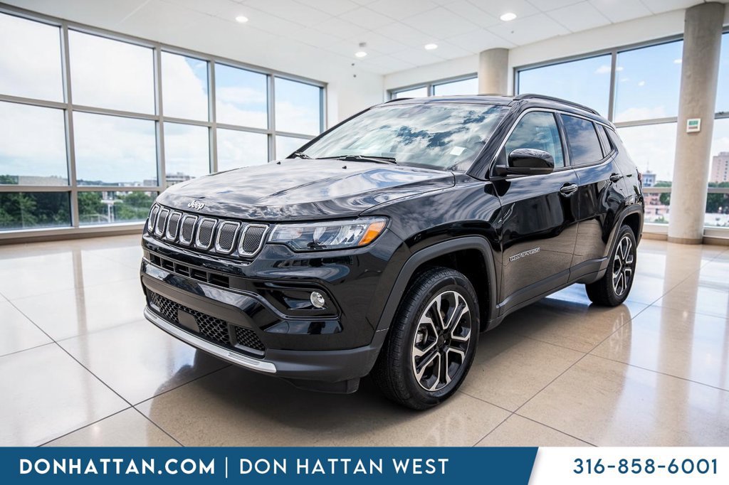 Used 2022 Jeep Compass Limited AWD/4WD image 25
