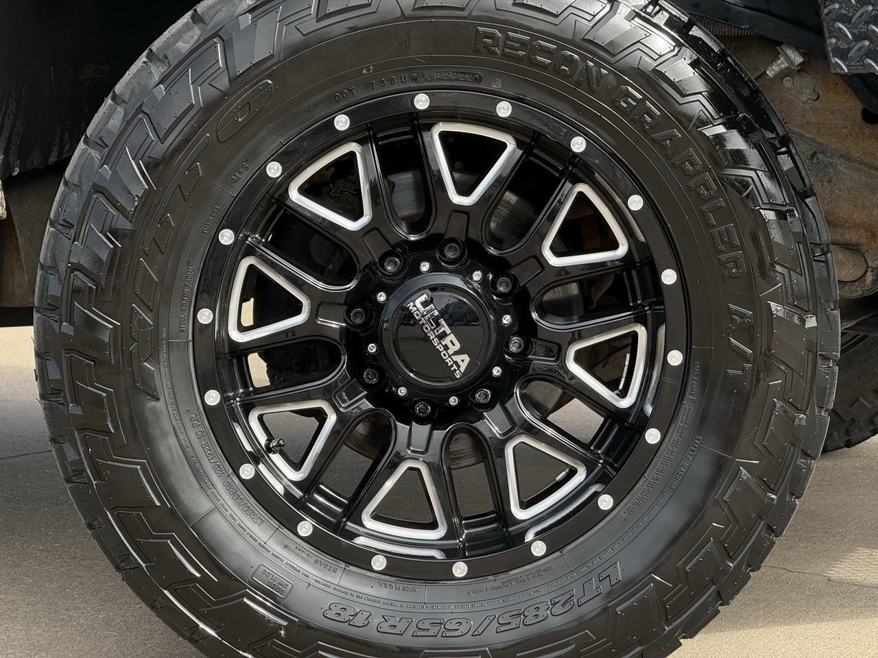 Used 2004 Chevrolet Silverado 2500 LS w/ Heavy-Duty Power Package image 10