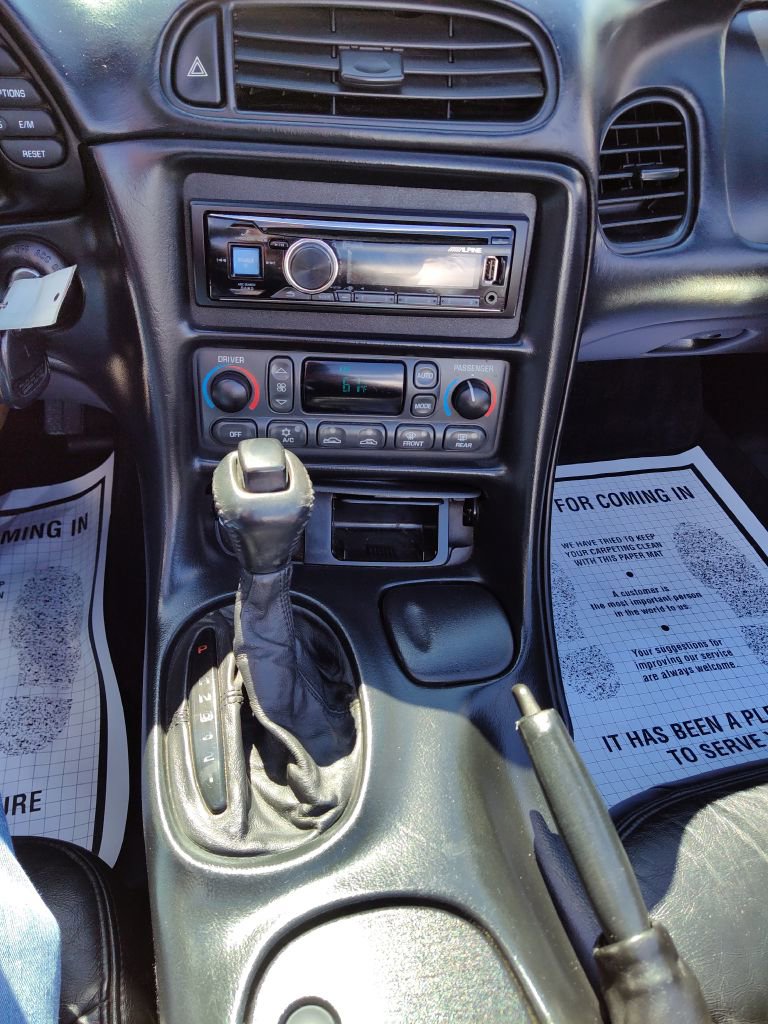 Used 2003 Chevrolet Corvette Convertible w/ Preferred Equipment Group1 image 29