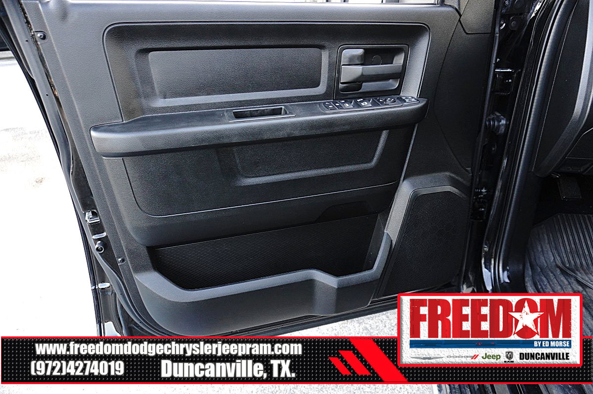 Used 2024 RAM 3500 Tradesman w/ Chrome Appearance Group AWD/4WD image 37