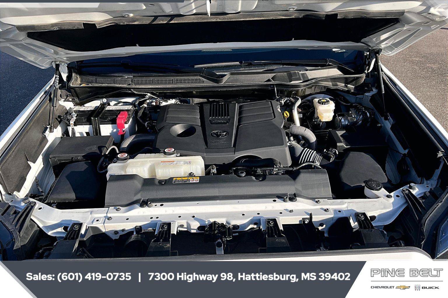 Used 2025 Toyota Tundra SR5 AWD/4WD image 9