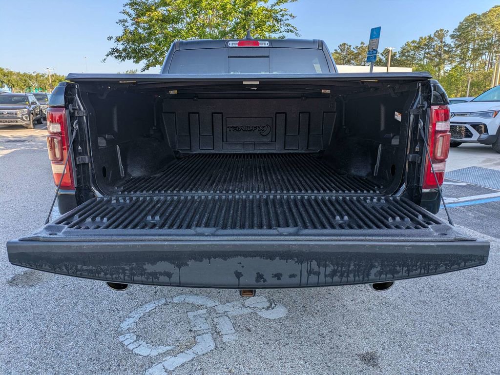 Used 2022 RAM 1500 Limited AWD/4WD image 13