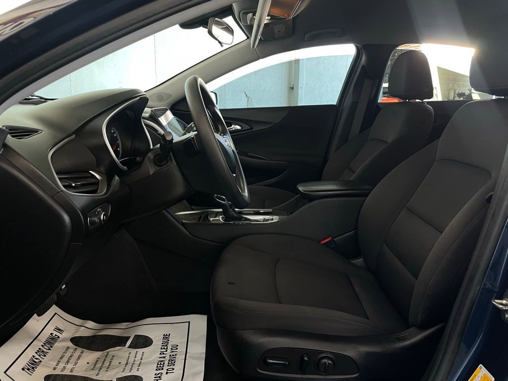 Used 2022 Chevrolet Malibu LT image 10